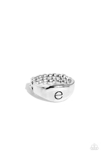 Initial,Ring Skinny Back,Silver,Monogram Memento - E Silver ✧ Ring