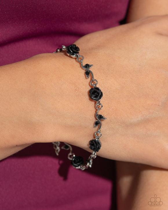 Roses Supposes Black ✧ Bracelet