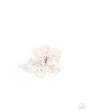 Petal Pact White ✧ Ring