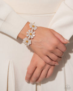 Earrings Post,Gold,White,Poppin Pastel White ✧ Bracelet