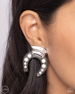 Earrings Clip-On,White,Harmonious Horseshoe White ✧ Clip-On Earrings