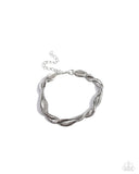 Tasteful Twists Silver ✧ Bracelet