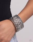 Forged Fashion White ✧ Stretch Bracelet