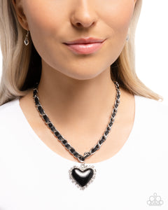 Black,Favorite,Hearts,Necklace Short,Valentine's Day,Austere Attraction Black ✧ Heart Necklace