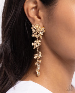 Earrings Post,Gold,Generous Garden Gold ✧ Post Earrings