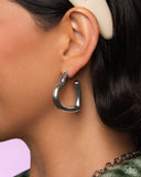 Local Attraction Silver ✧ Heart Hoop Earrings