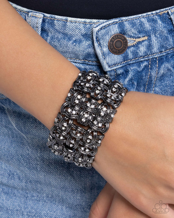 Woven Wardrobe Black ✧ Stretch Bracelet