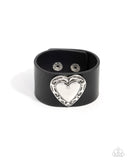 Decorated Debut Black ✧ Heart Urban Bracelet