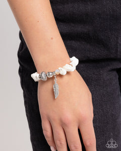 Bracelet Stretchy,White,Earthy Earning White ✧ Stretch Bracelet