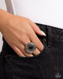 Glistening Grotto Black ✧ Ring