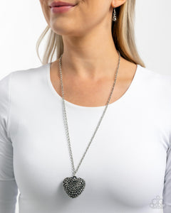 Hearts,Hematite,Necklace Medium,Necklace Short,Silver,Valentine's Day,Smitten Sensation Silver ✧ Hematite Heart Necklace