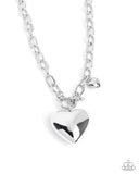 Heartfelt Hangout Silver ✧ Heart Necklace