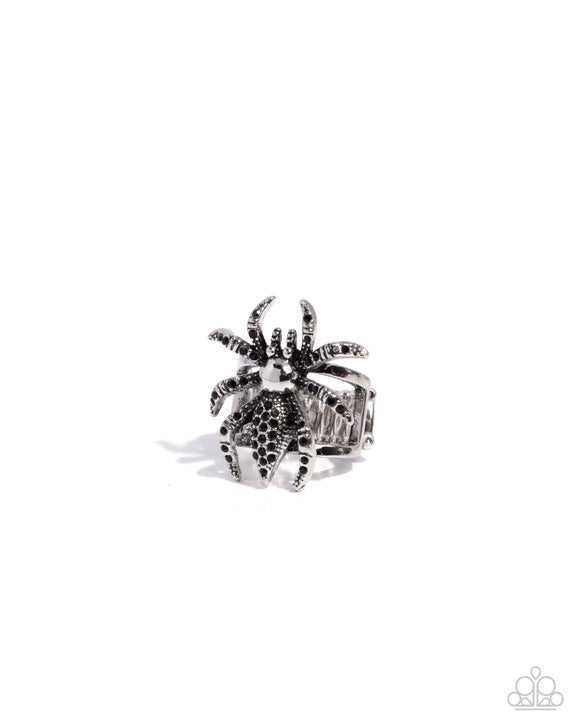 Tarantula Twist Black ✧ Ring