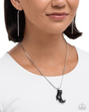 Witchs Fitting Black ✧ Necklace