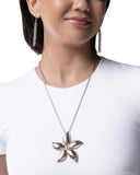 Sensational Sheen Silver ✧ Necklace