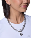 Blunt Blossoms Silver ✧ Necklace