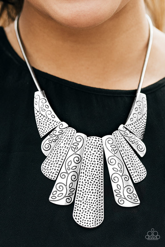 Untamed Silver ✨ Necklace Short