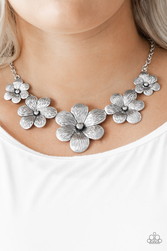 Secret Garden Silver ✨ Necklace Short