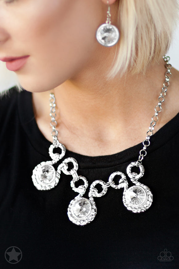 Hypnotized Silver ✨ Necklace Short