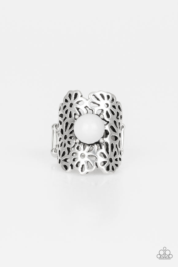 Flower Shower White ✧ Ring Ring