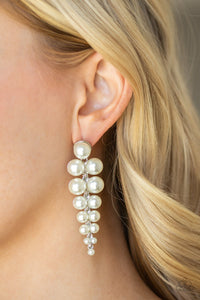Earrings Post,White,Totally Tribeca White ✧ Post Earrings