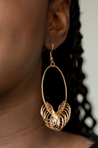 Earrings Fish Hook,Gold,Halo Effect Gold ✧ Earrings