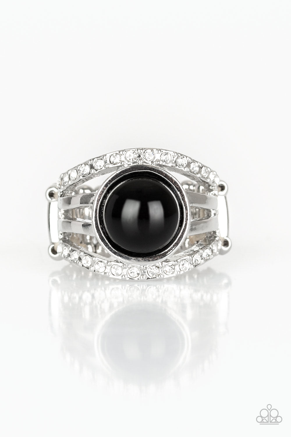 A Big Break Black ✧ Ring