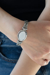 Bracelet Hinged,White,Color Coordinated White  ✧ Bracelet