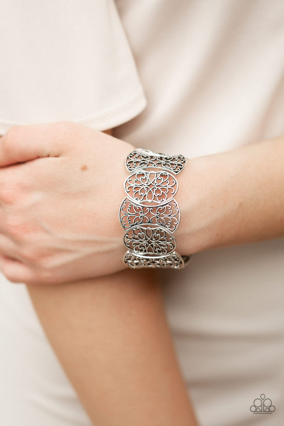 Fancy Fashionista Silver  ✧ Bracelet Bracelet
