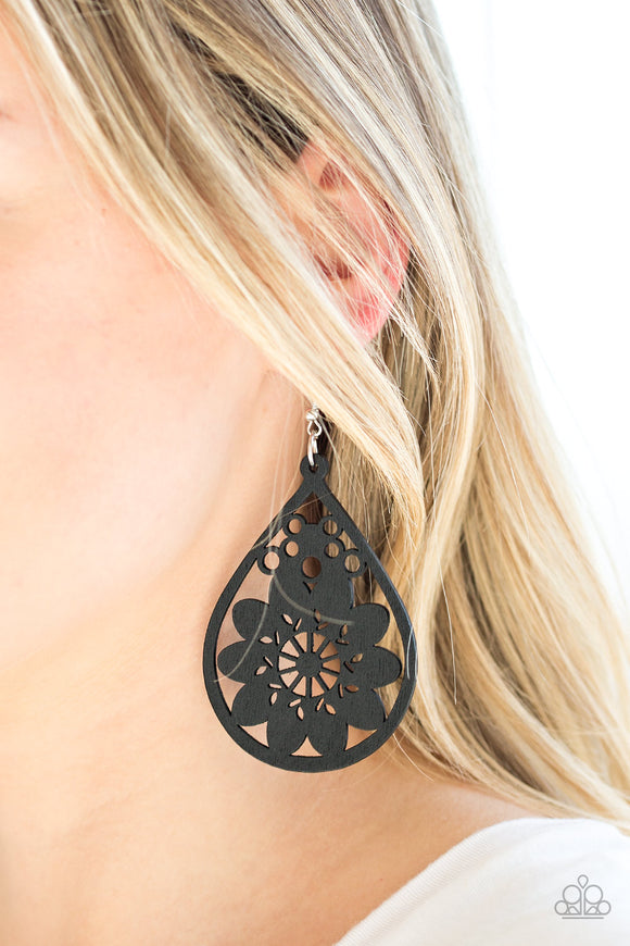 Flower Power Black ✧ Wood Earrings Earrings