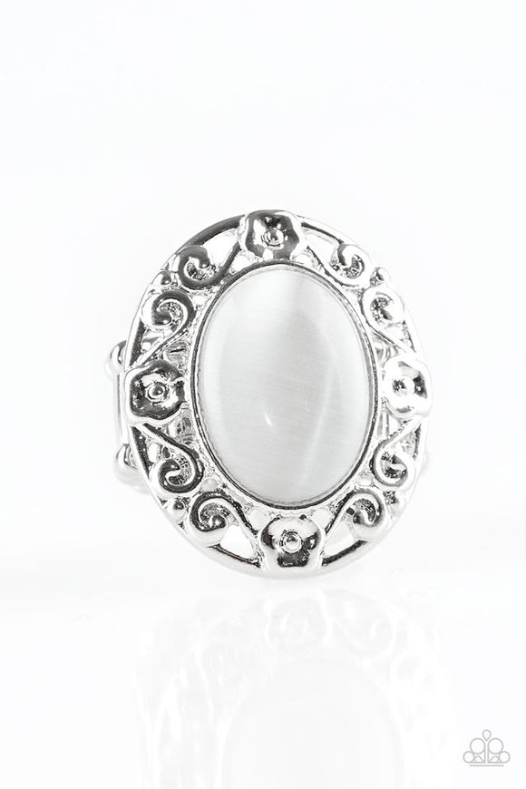 Moonlit Marigold White ✧ Ring Ring