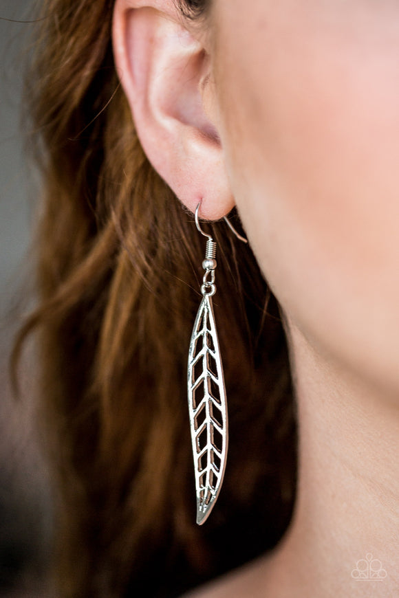 Feelin Feathery Silver ✧ Earrings Earrings