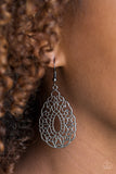 Wisteria Histeria Black ✧ Earrings Earrings