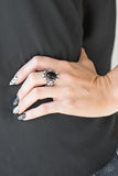 Noticeably Notable Black ✧ Ring Ring