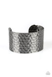 Simmering Shimmer Black ✧ Bracelet Bracelet