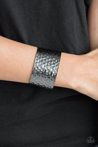 Black,Bracelet Cuff,Simmering Shimmer Black ✧ Bracelet