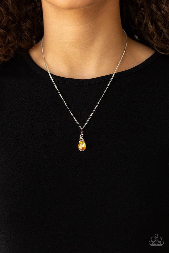 Timeless Trinket Yellow ✨ Necklace Short