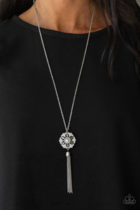 Necklace Long,Silver,Fine Florals Silver ✨ Necklace