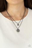 Modern Minimalist Black ✨ Necklace Short
