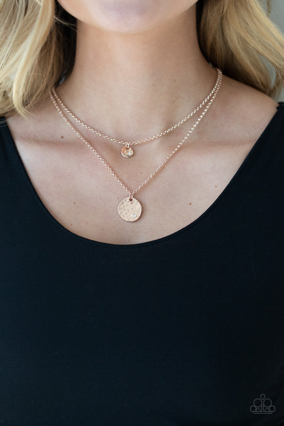 Modern Minimalist Rose Gold ✨ Necklace Short