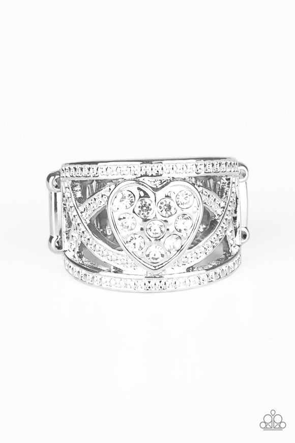 Sweetly Sweetheart White ✧ Ring Ring