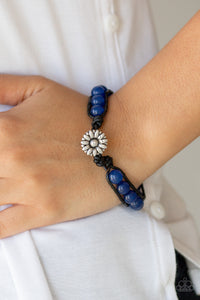 Blue,Bracelet Button Loop Closure,Bracelet Toggle,Daisy Guru Blue  ✧ Bracelet