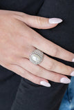 Glittering Go-Getter White ✧ Ring Ring