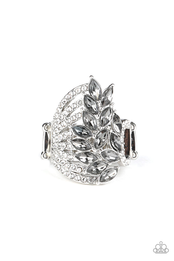 Clear-Cut Cascade Silver ✧ Ring Ring