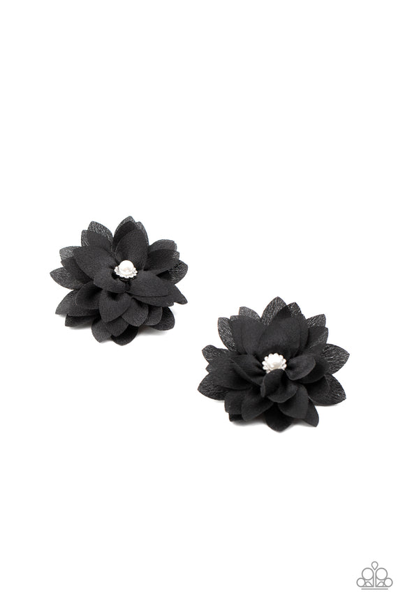 Things That Go BLOOM! Black ✧ Flower Hair Clip Flower Hair Clip Accessory