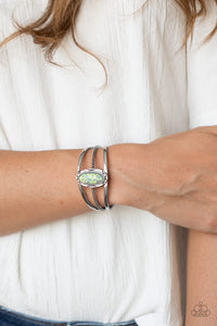 Bracelet Cuff,Iridescent,Multi-Colored,Stone Sahara Multi ✧ Bracelet