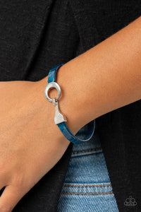 Blue,Bracelet Hinged,HAUTE Button Topic Blue  ✧ Bracelet