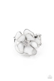 Hibiscus Holiday White ✧ Ring Ring