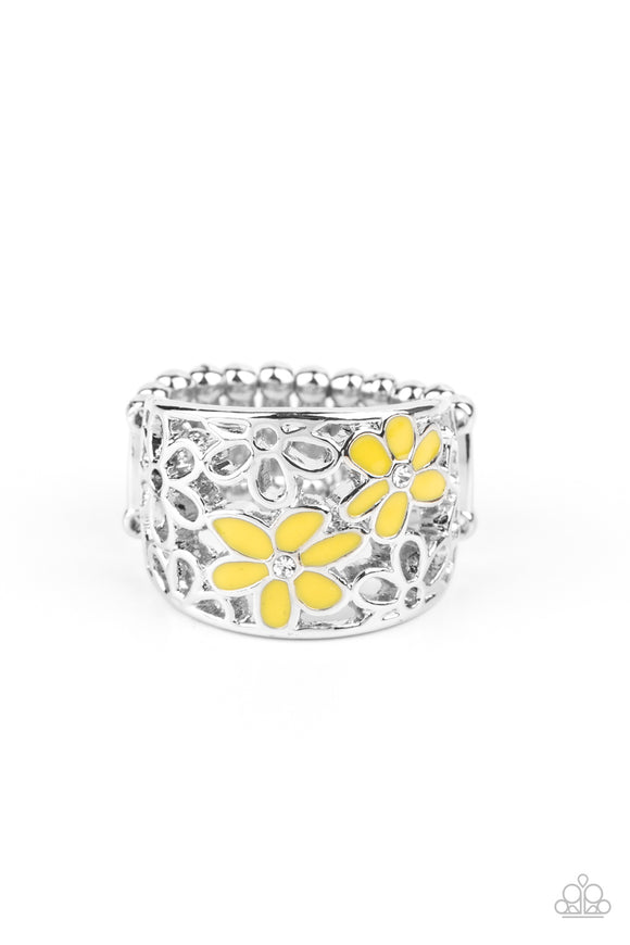 Clear as DAISY Yellow ✧ Ring Ring
