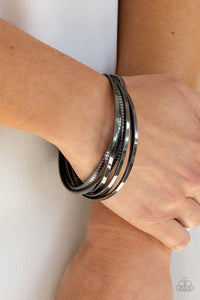 Black,Bracelet Bangle,Gunmetal,Trending in Tread Black ✧ Bracelet